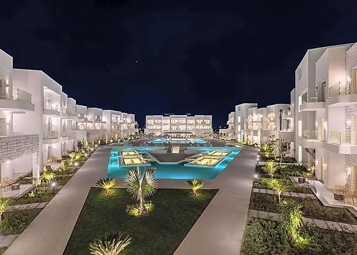 Tanoak Hotel El-Hafayir